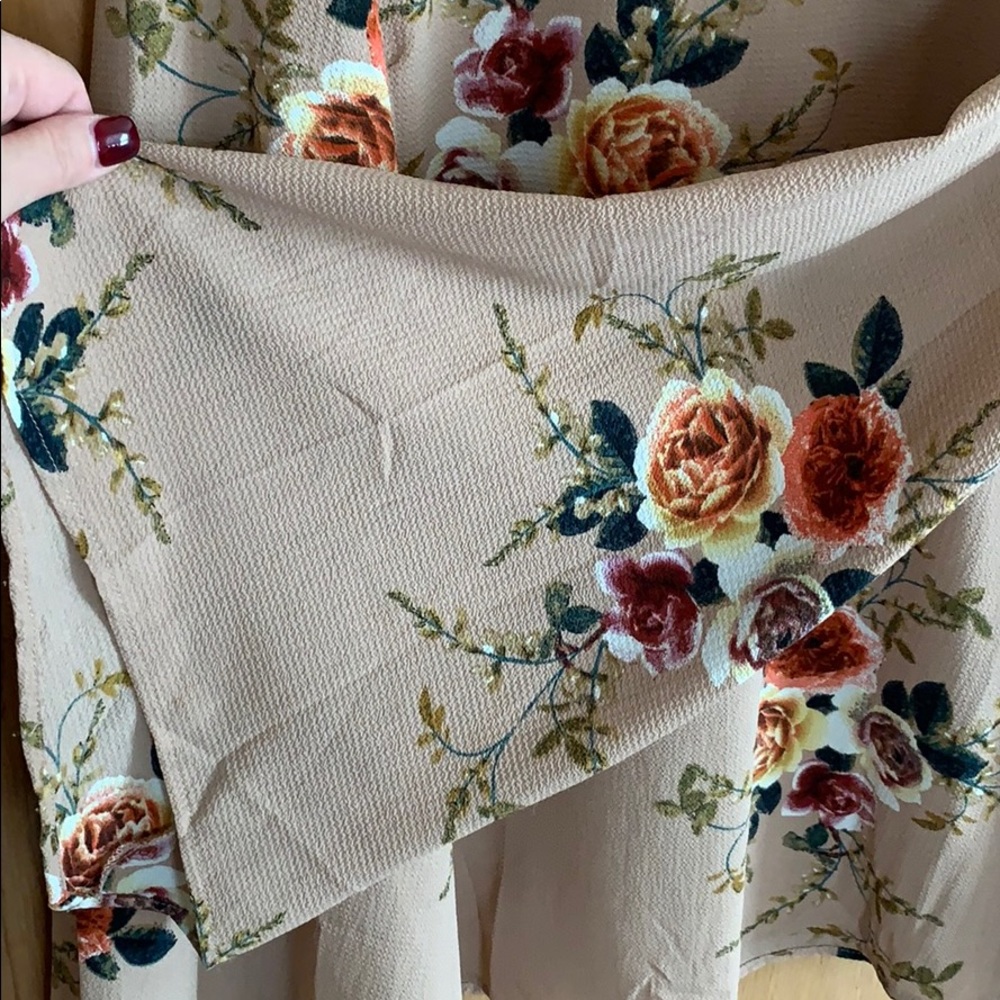 Floral top - Picture 4 of 6